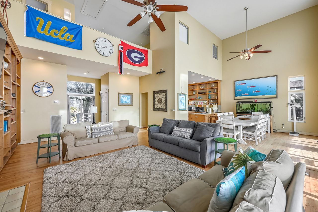 1621 E Ashley Avenue Photo 19