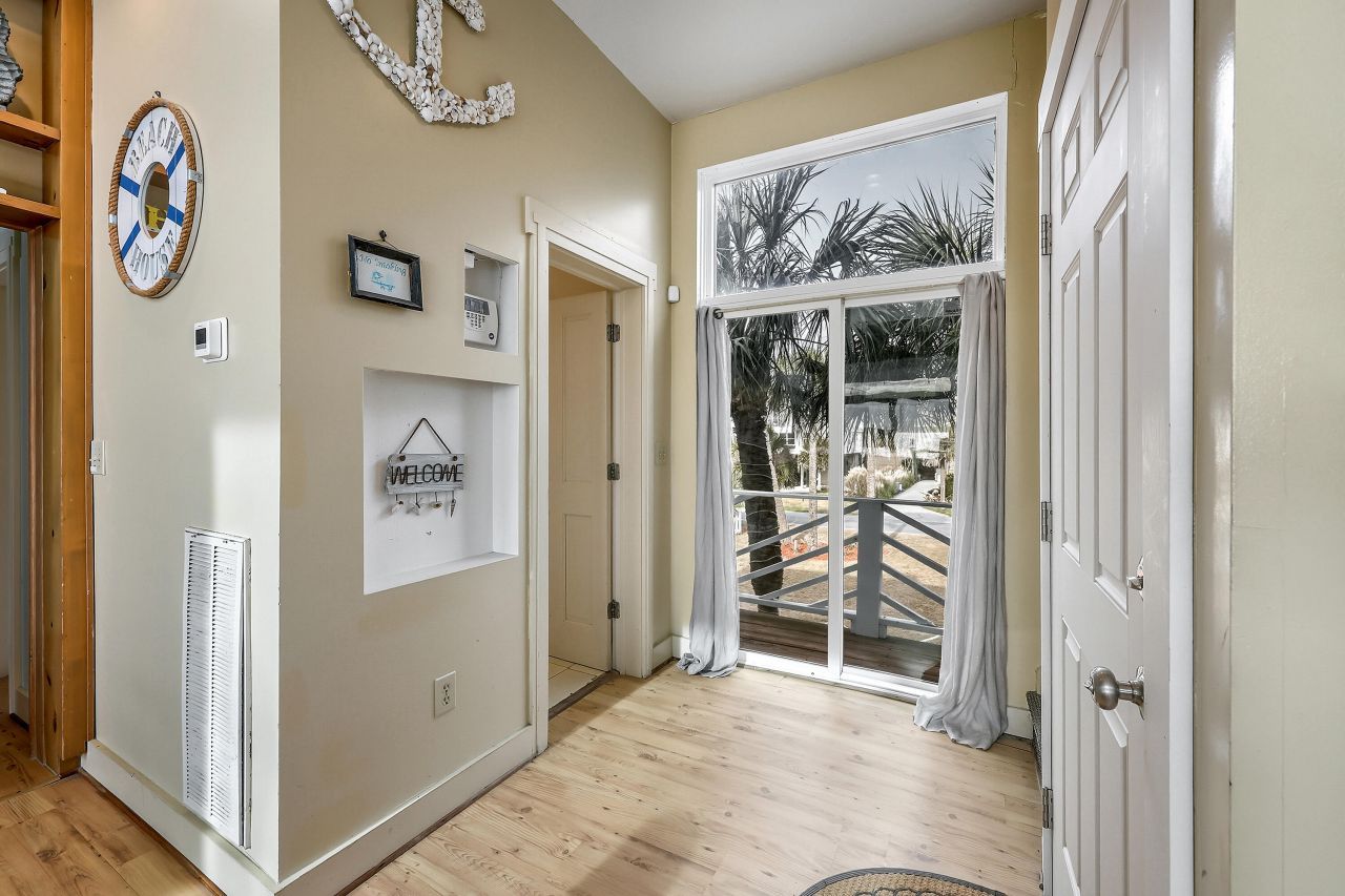 1621 E Ashley Avenue Photo 27