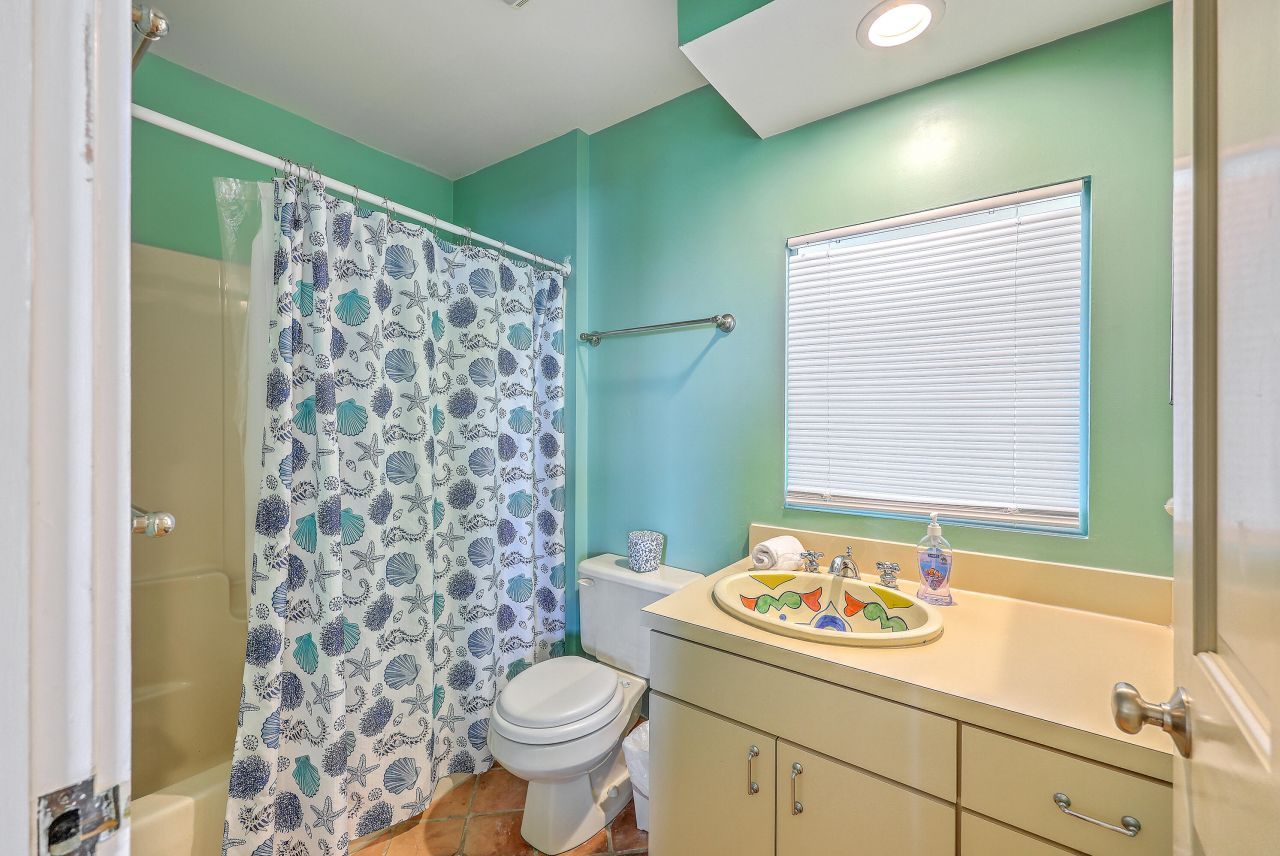 1621 E Ashley Avenue Photo 31