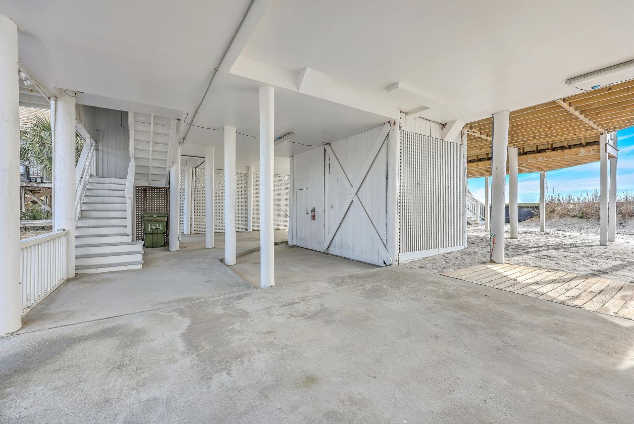 1621 E Ashley Avenue Photo 47