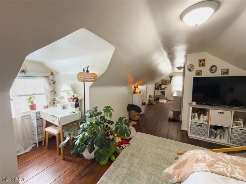 910 Milford Street NE, Canton, OH 44714 Photo 10