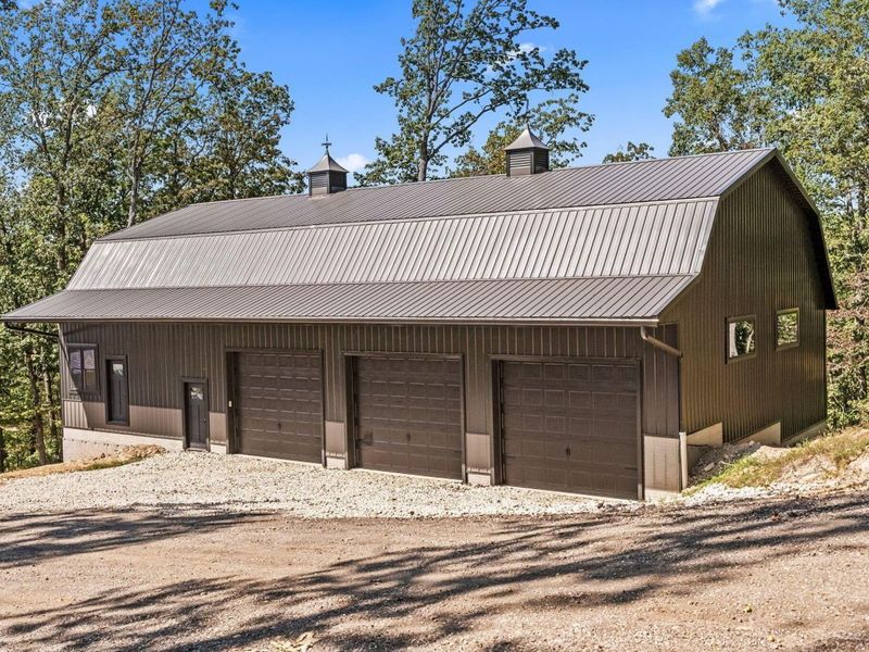 12089 Cantwell Cliffs Road , Rockbridge, OH 43149 Photo 10