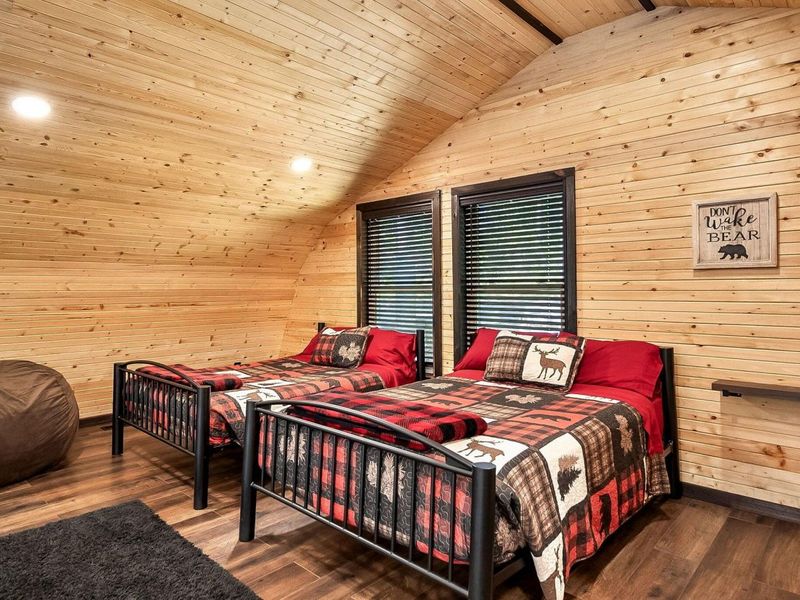 12089 Cantwell Cliffs Road , Rockbridge, OH 43149 Photo 127