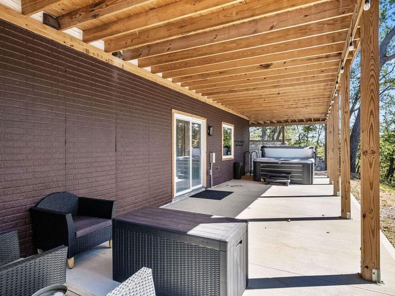 12089 Cantwell Cliffs Road , Rockbridge, OH 43149 Photo 15