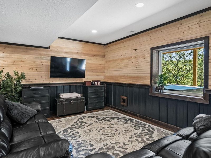 12089 Cantwell Cliffs Road , Rockbridge, OH 43149 Photo 23