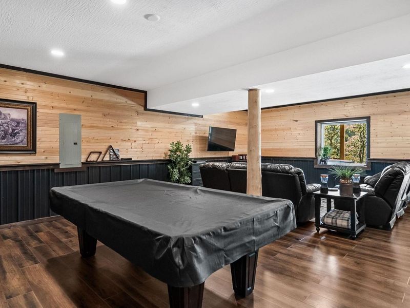 12089 Cantwell Cliffs Road , Rockbridge, OH 43149 Photo 25