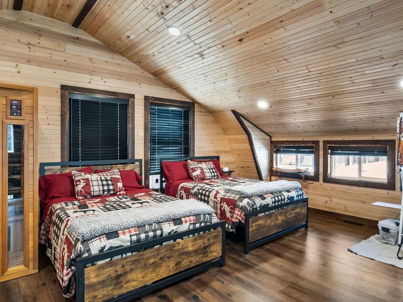 12089 Cantwell Cliffs Road , Rockbridge, OH 43149 Photo 31