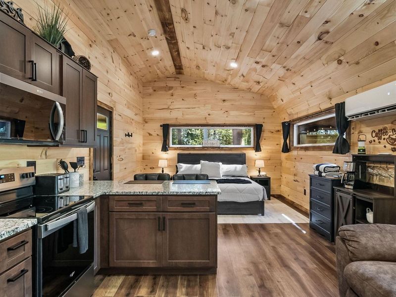 12089 Cantwell Cliffs Road , Rockbridge, OH 43149 Photo 68