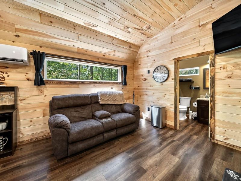 12089 Cantwell Cliffs Road , Rockbridge, OH 43149 Photo 71