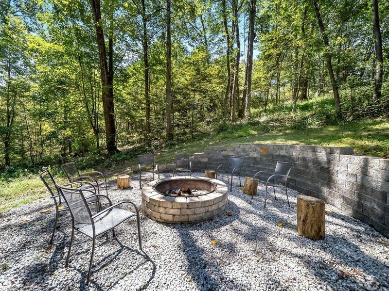 12089 Cantwell Cliffs Road , Rockbridge, OH 43149 Photo 97