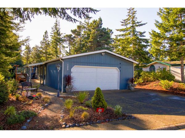 135 43RD WAY, Florence, OR 97439