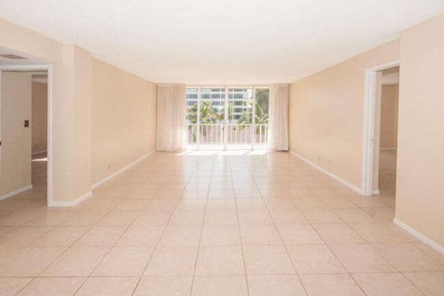 3575 S Ocean Boulevard, Unit 408, South Palm Beach, FL 33480 Photo