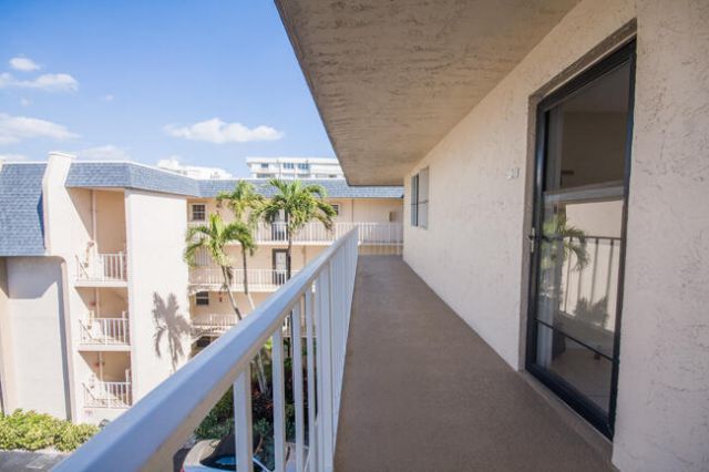 3575 S Ocean Boulevard, Unit 408, South Palm Beach, FL 33480 Photo