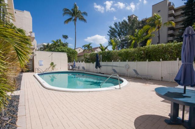 3575 S Ocean Boulevard, Unit 408, South Palm Beach, FL 33480 Photo