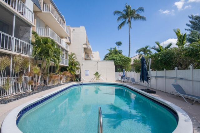 3575 S Ocean Boulevard, Unit 408, South Palm Beach, FL 33480 Photo