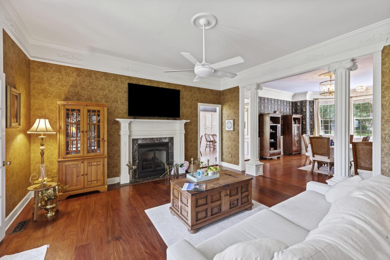 3168 Stanyarne Drive Photo 6