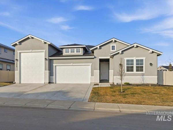 12529 S Lenora Pl, Nampa, ID 83686
