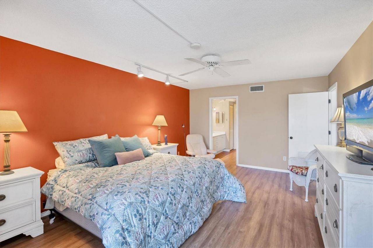 825 Bayport Way, Unit 825, Longboat Key, FL 34228 Photo