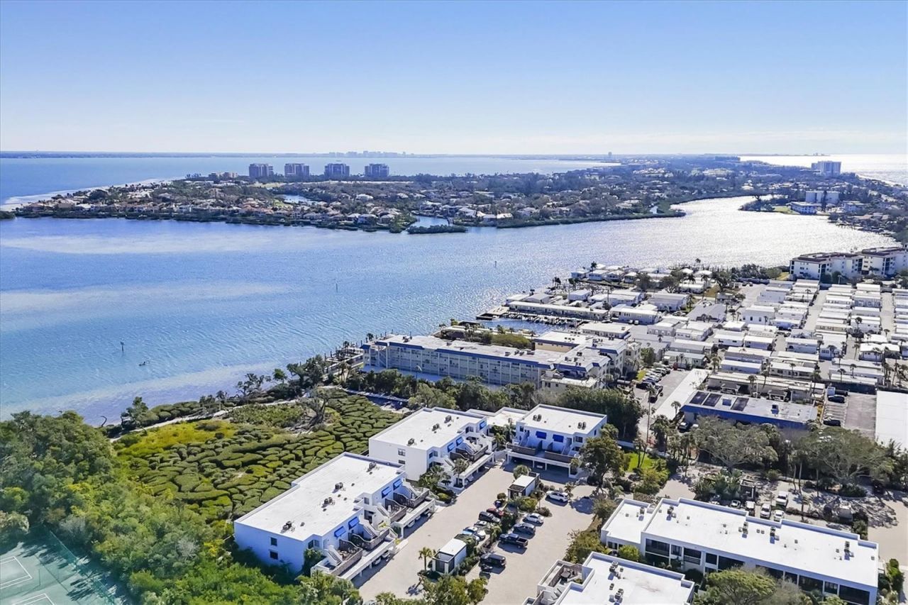 825 Bayport Way, Unit 825, Longboat Key, FL 34228 Photo