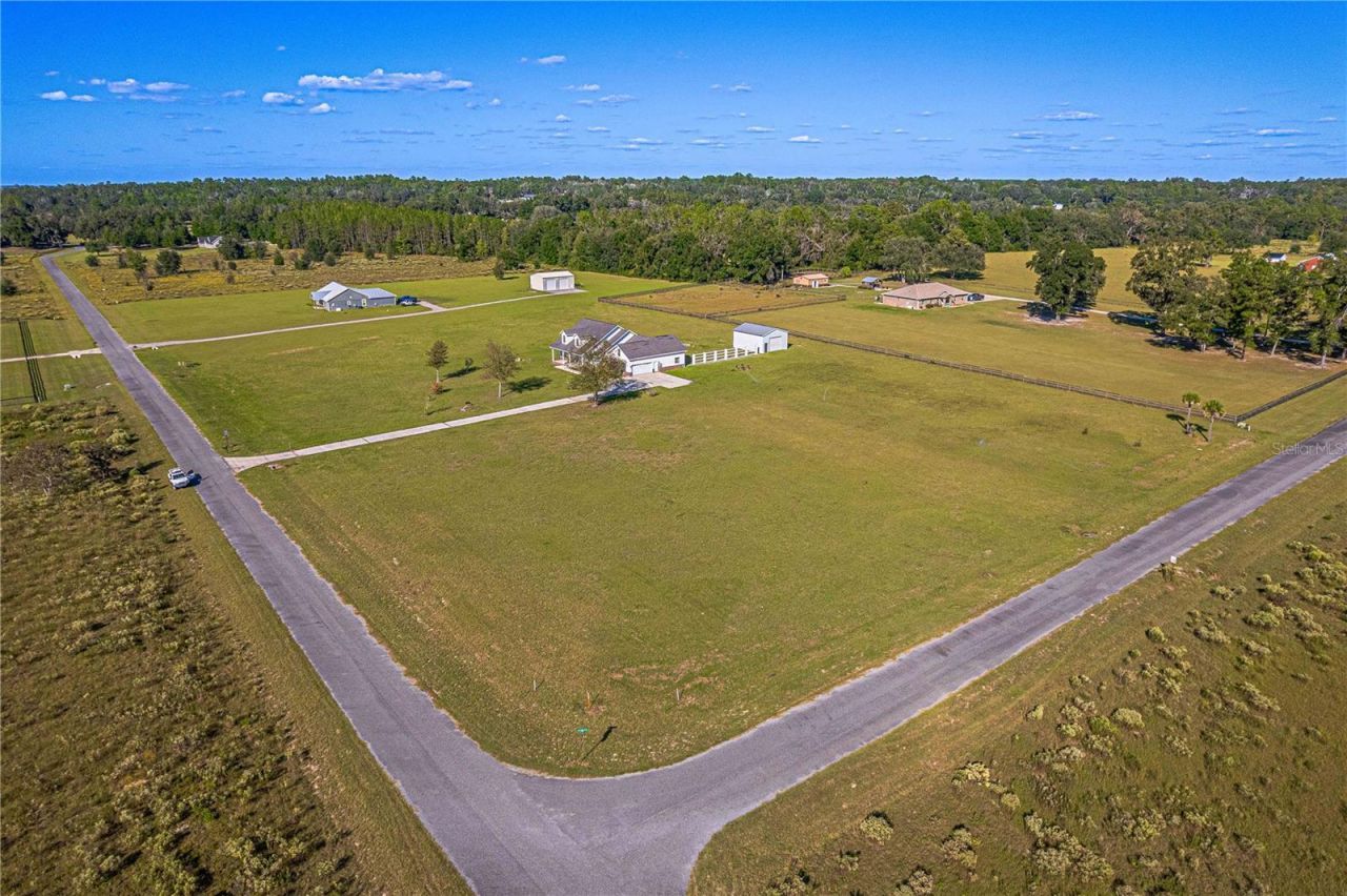 879 NW Milo Terrace, Lake City, FL 32055 Photo