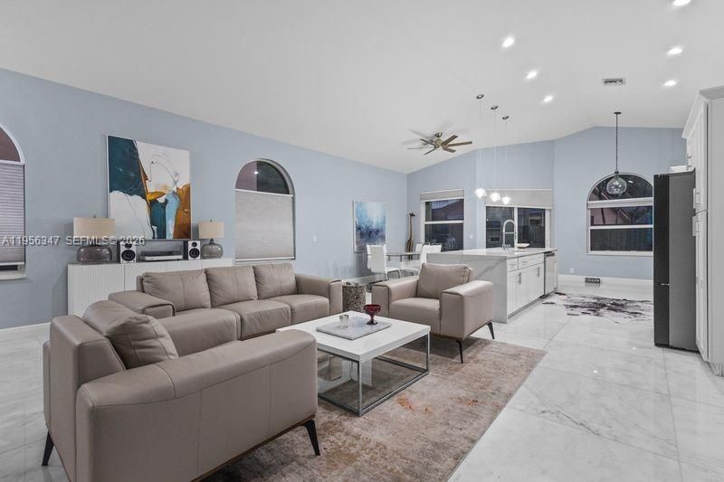 6952 NW 27th Ct, Margate, FL 33063 Photo