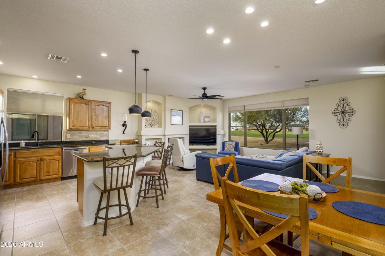 2663 S Springwood Boulevard, Unit 332, Mesa, AZ 85209 Main Photo