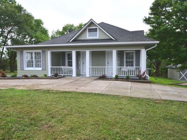 4162 Louisville Road, Salvisa, KY 40372