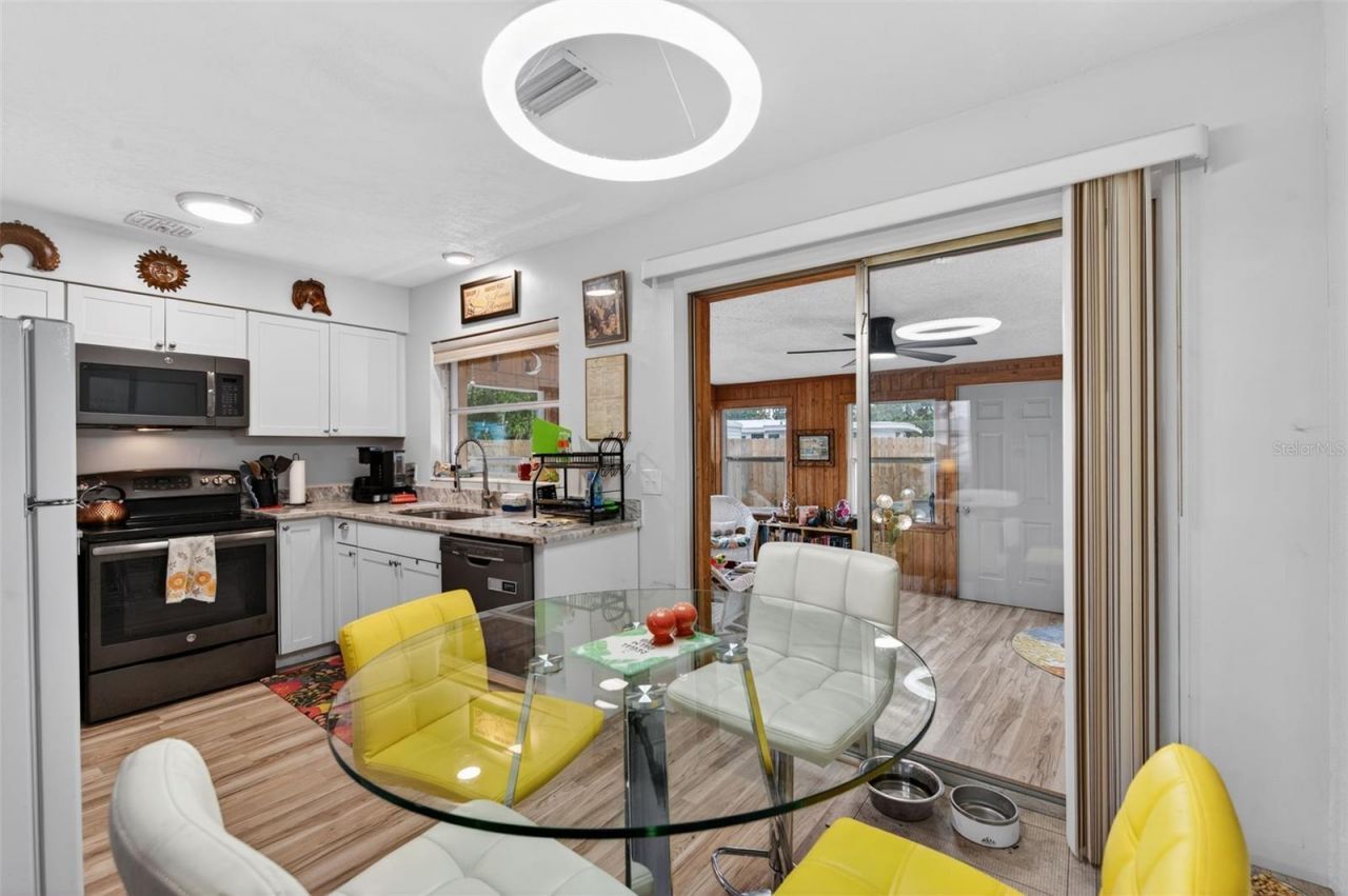 4273 Elkcam Boulevard Se, Saint Petersburg, FL 33705 Photo