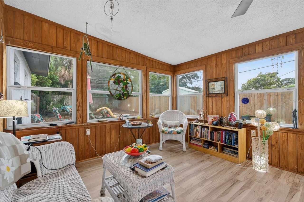 4273 Elkcam Boulevard Se, Saint Petersburg, FL 33705 Photo