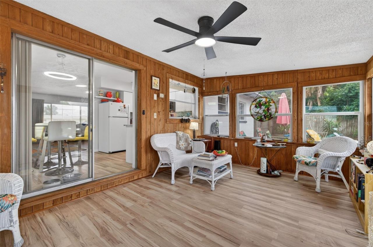 4273 Elkcam Boulevard Se, Saint Petersburg, FL 33705 Photo