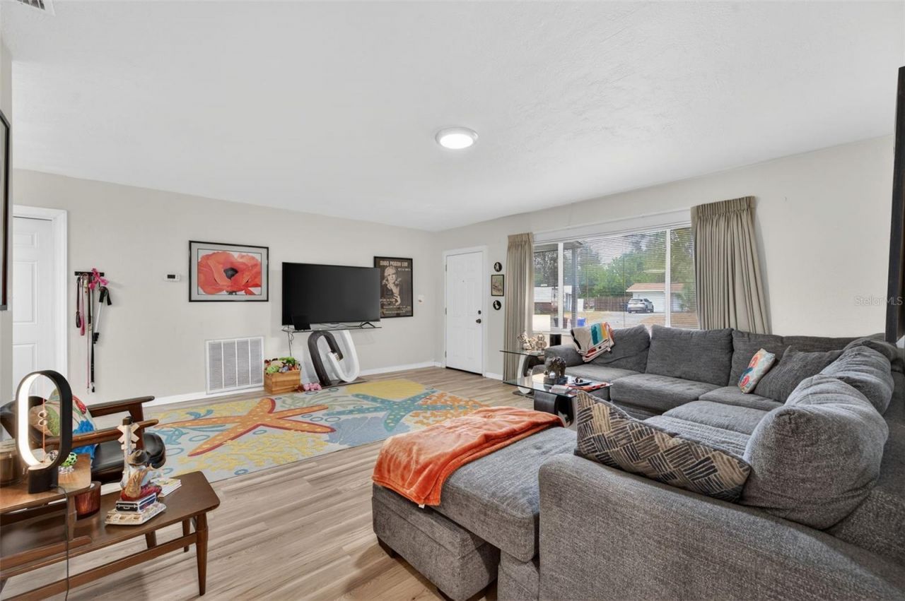 4273 Elkcam Boulevard Se, Saint Petersburg, FL 33705 Photo