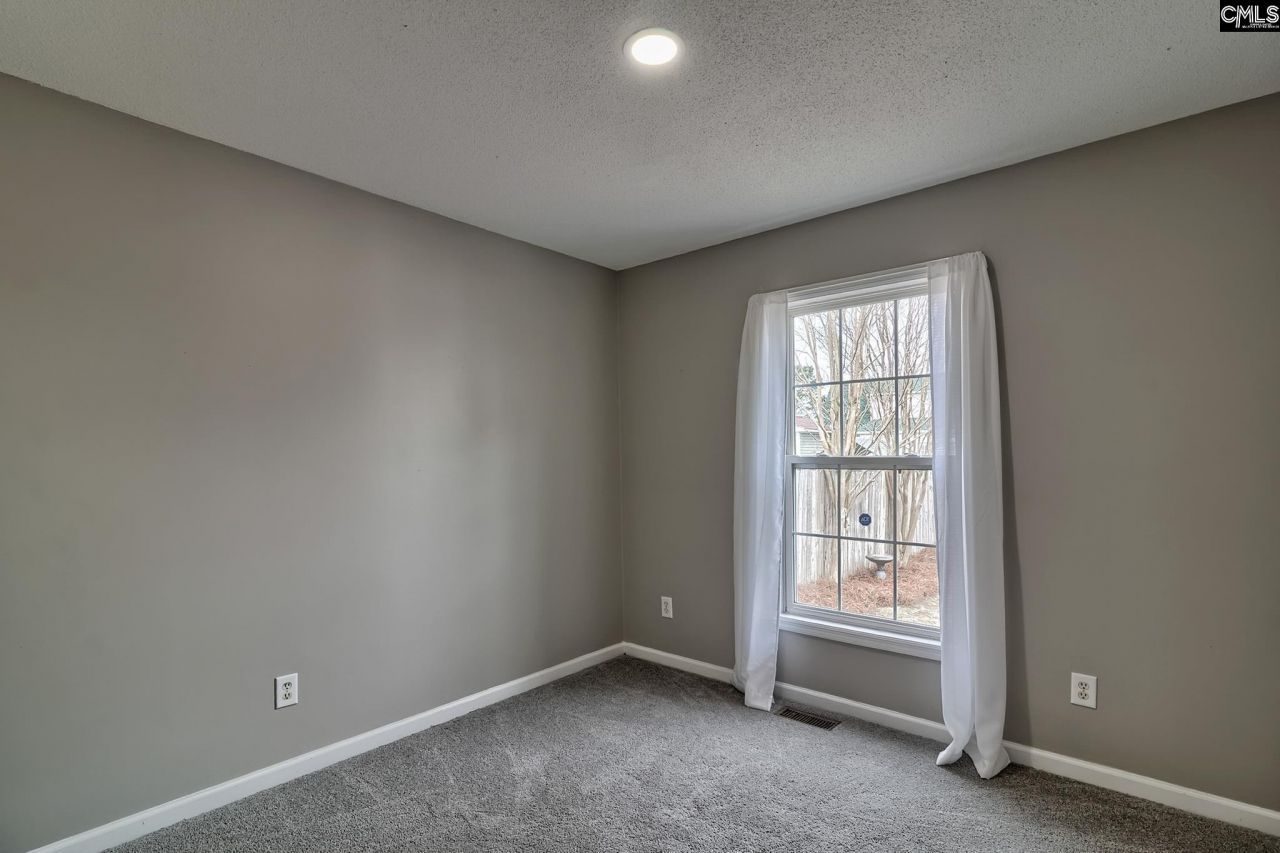 317 Louisa Lane Photo 14