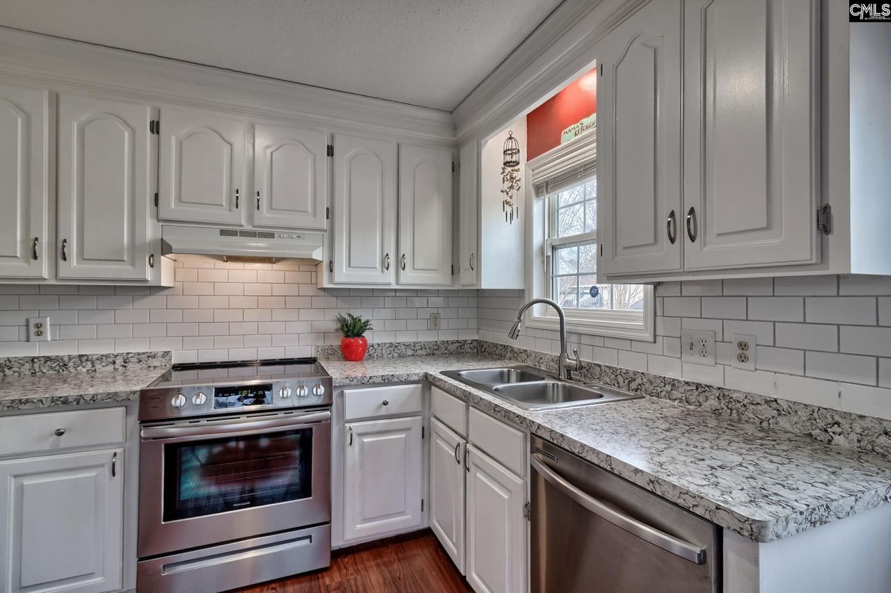 317 Louisa Lane Photo 5