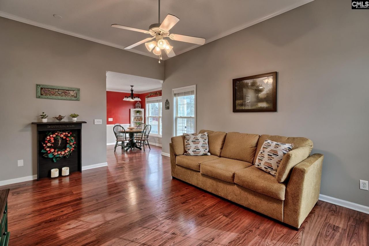 317 Louisa Lane Photo 9