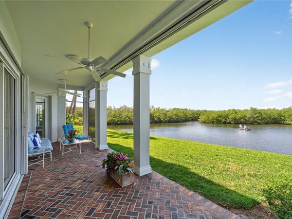 545 White Pelican Circle, Vero Beach, FL 32963