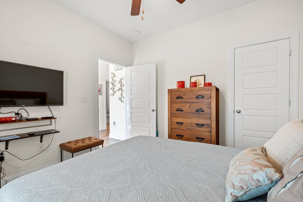 900 Jackline Place Photo 29