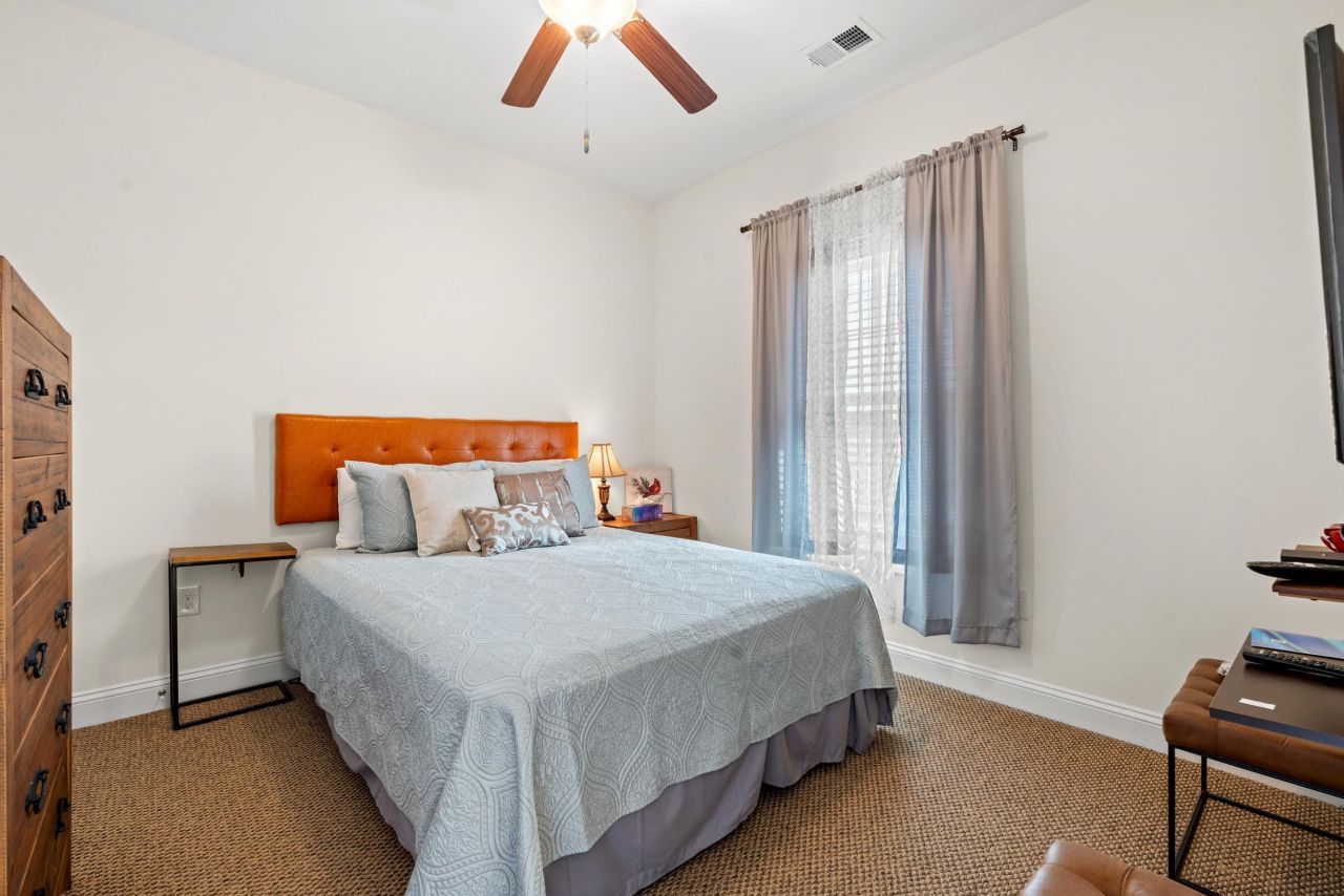 900 Jackline Place Photo 31