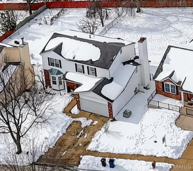 9620 Chamblin Drive, Affton, MO 63123 Main Photo