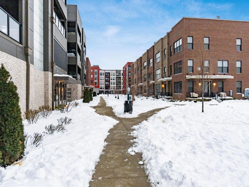 705 Civitas Avenue, Unit C201, Columbus, OH 43215 Photo 38