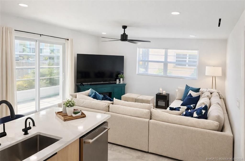 2600 S Kanner Hwy Road, Unit D6, Stuart, FL 34994 Photo