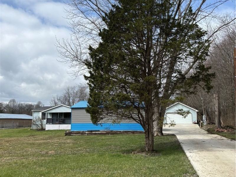 717 Bandy Road, Deerfield, OH 44411 Photo 3