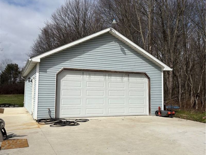 717 Bandy Road, Deerfield, OH 44411 Photo 6