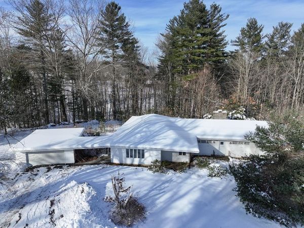 7 Christian Ln, Whately, MA 01093