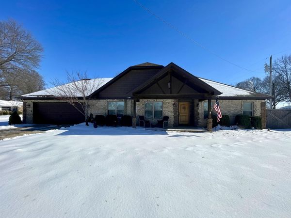 416 Twin Hickory, Trumann, AR 72472