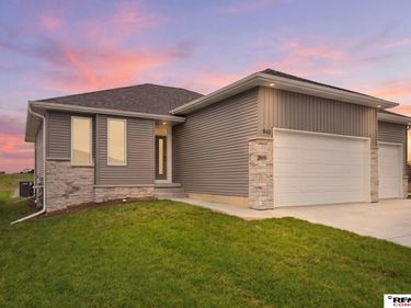 943 W Avondale Street, Lincoln, NE 68523