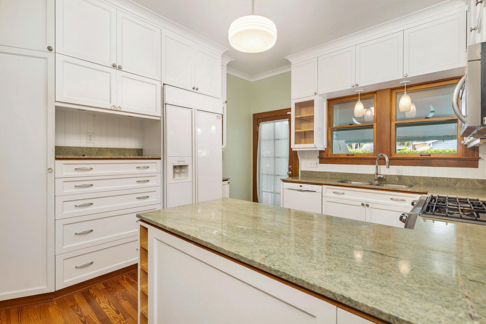 800 Kanuga Drive, West Palm Beach, FL 33401 Photo