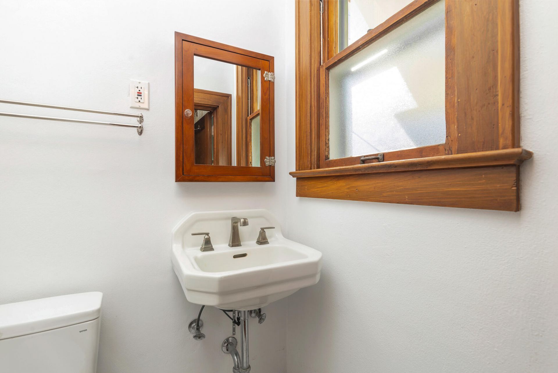 800 Kanuga Drive, West Palm Beach, FL 33401 Photo