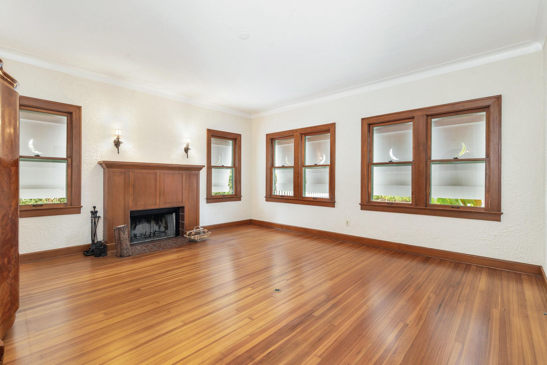 800 Kanuga Drive, West Palm Beach, FL 33401 Photo