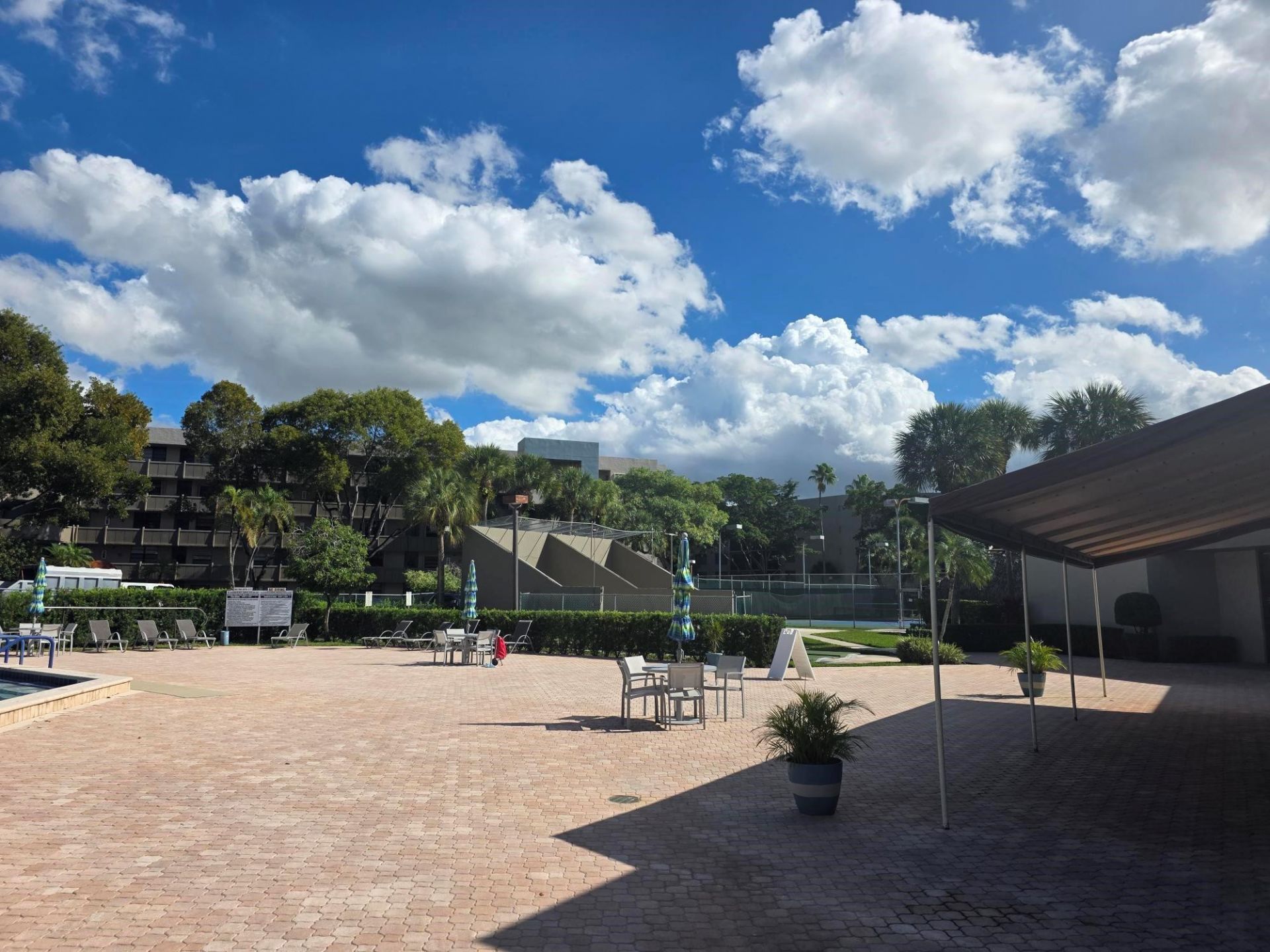 1001 Colony Point Circle, Unit 405, Pembroke Pines, FL 33026 Photo