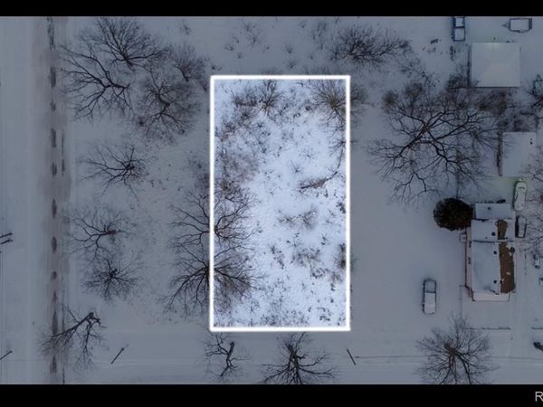 2326 Lincoln Avenue, Saginaw, MI 48601